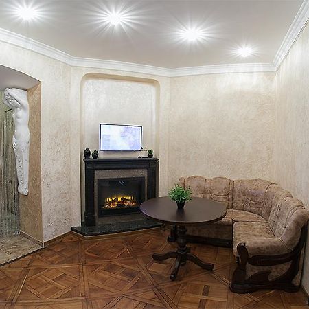 Rynok Square - The Heart Of Lviv Apartment Ngoại thất bức ảnh